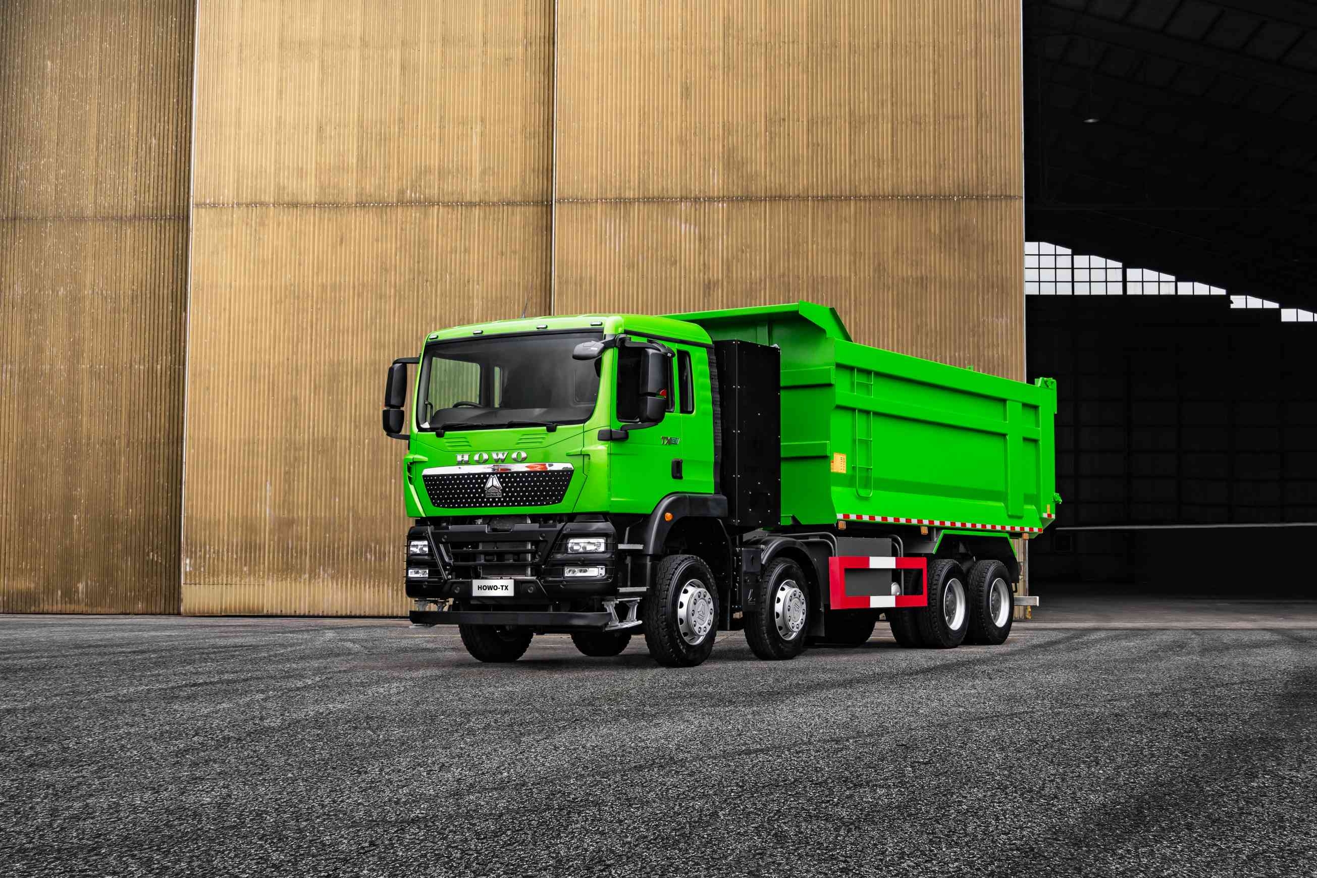HOWO-TX EV 8x4 Tipper (1)
